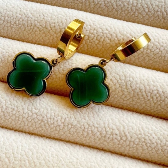 Antique jewelry - Picture 1 of 1